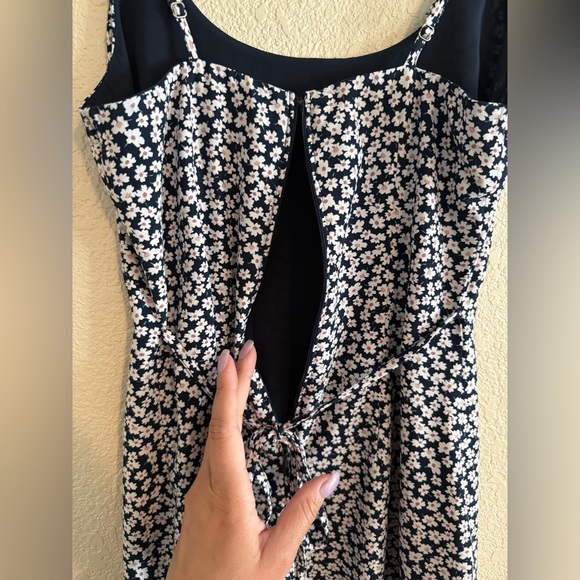 Abercrombie & Fitch Navy and White Floral Dress Size XS - Picture 11 of 12